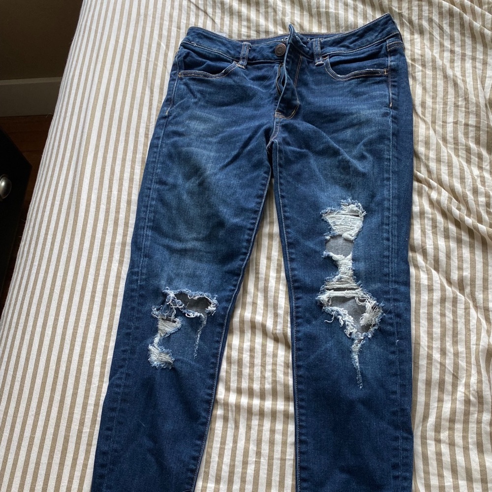 ripped skinny jeans